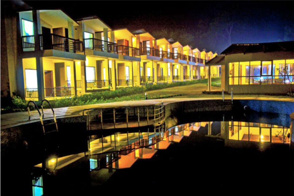 Corbett Rattan Hotel Garjia Exterior foto